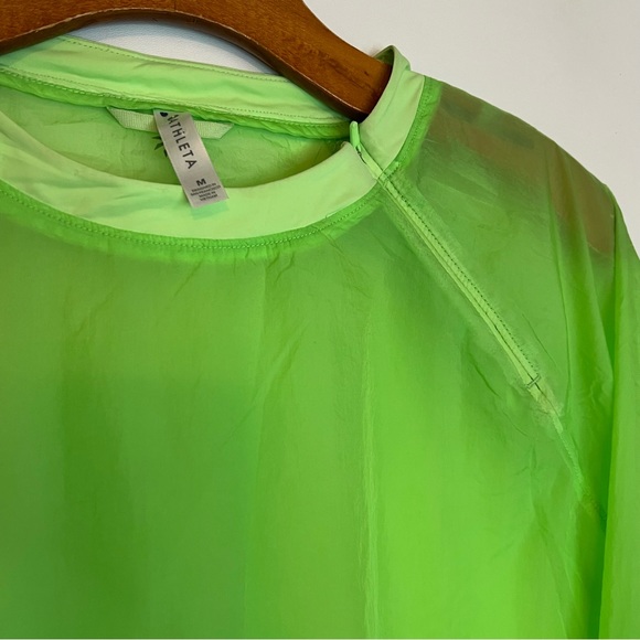 Athleta Lime Green Long Sleeve Plastic Workout Top Size M - Picture 2 of 8